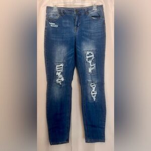 Vanilla Star Distressed Skinny Jeans Size 13 Mid Rise